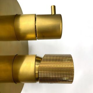 Встраиваемый смеситель для ванны Paini Cox Grip 7GPJ6911 матовое золото